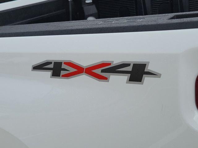 2025 Chevrolet Silverado 2500HD 4WD Crew Cab Standard Bed LT