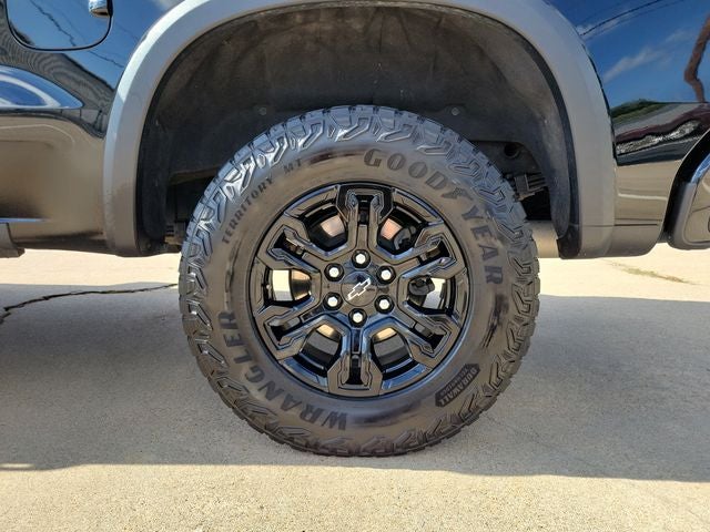 2023 Chevrolet Silverado 1500 4WD Crew Cab Short Bed ZR2