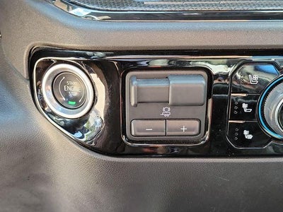 2023 Chevrolet Silverado 1500 4WD Crew Cab Short Bed ZR2