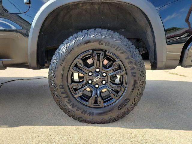 2023 Chevrolet Silverado 1500 4WD Crew Cab Short Bed ZR2