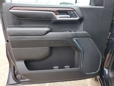 2024 GMC Sierra 1500 4WD Crew Cab Short Box SLT