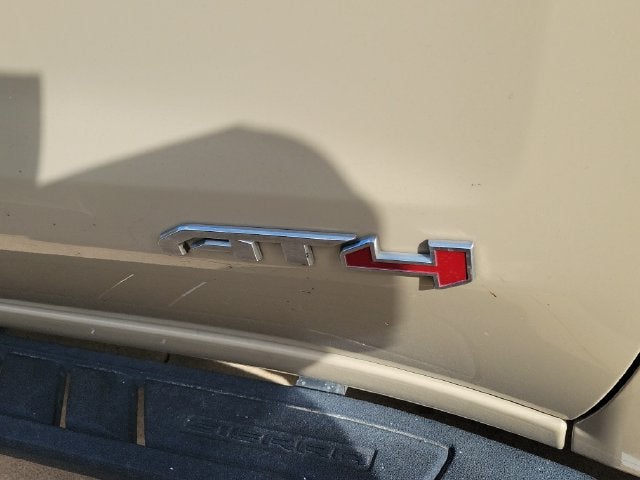 2022 GMC Sierra 1500 4WD Crew Cab Short Box AT4
