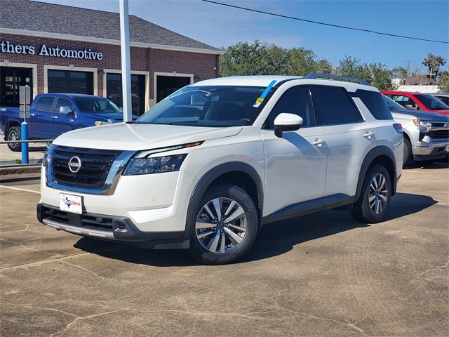 2025 Nissan Pathfinder SL FWD