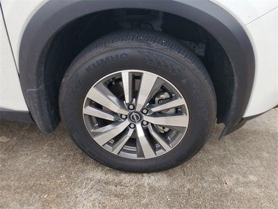 2025 Nissan Pathfinder SL FWD