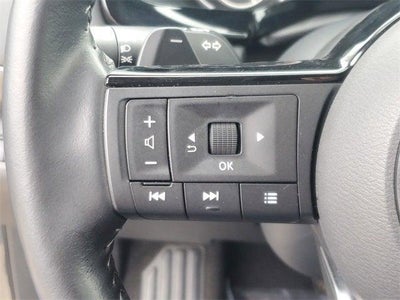 2025 Nissan Pathfinder SL FWD