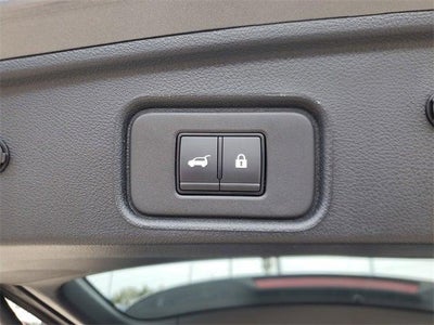 2025 Nissan Pathfinder SL FWD