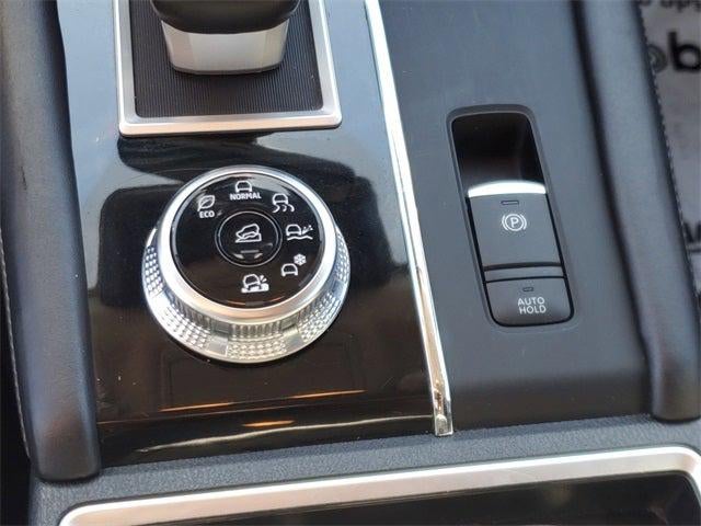 2024 Mitsubishi Outlander Base