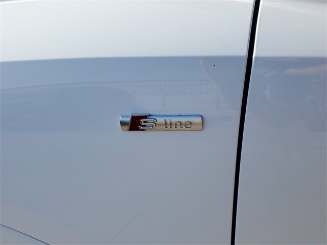 2024 Audi Q3 Premium 45 TFSI S line quattro Tiptronic