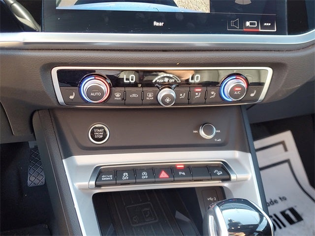 2024 Audi Q3 Premium 45 TFSI S line quattro Tiptronic