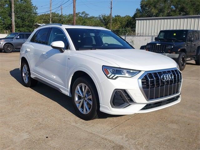 2024 Audi Q3 Premium 45 TFSI S line quattro Tiptronic