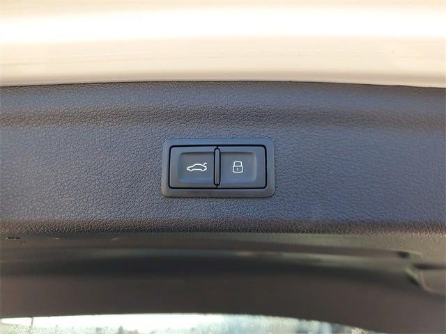 2024 Audi Q3 Premium 45 TFSI S line quattro Tiptronic